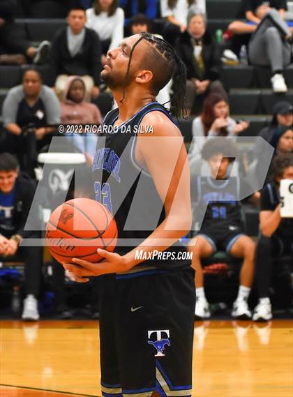 Thumbnail 1 in Mayde Creek vs Katy Taylor photogallery.
