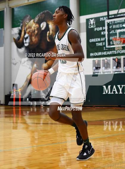 Thumbnail 3 in Mayde Creek vs Katy Taylor photogallery.