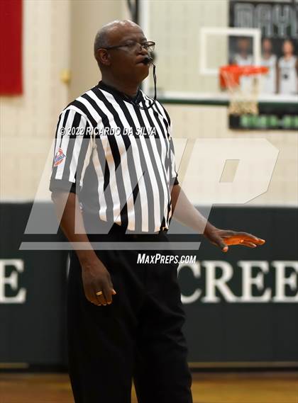 Thumbnail 1 in Mayde Creek vs Katy Taylor photogallery.