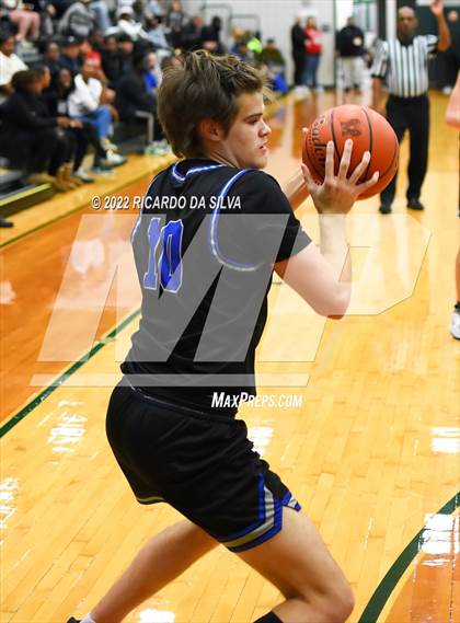 Thumbnail 1 in Mayde Creek vs Katy Taylor photogallery.