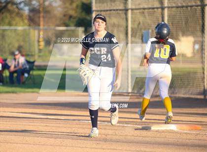 Thumbnail 1 in Turlock vs. Central Catholic photogallery.