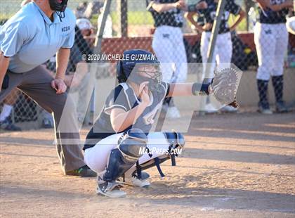 Thumbnail 3 in Turlock vs. Central Catholic photogallery.
