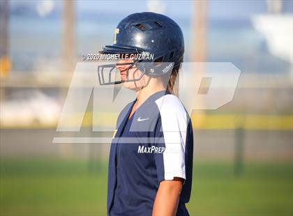 Thumbnail 3 in Turlock vs. Central Catholic photogallery.