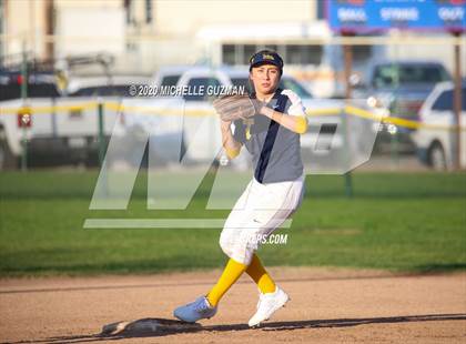 Thumbnail 3 in Turlock vs. Central Catholic photogallery.