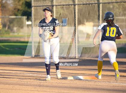 Thumbnail 3 in Turlock vs. Central Catholic photogallery.