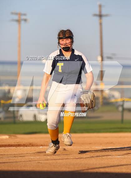 Thumbnail 3 in Turlock vs. Central Catholic photogallery.