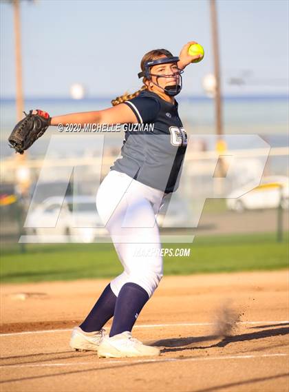 Thumbnail 3 in Turlock vs. Central Catholic photogallery.