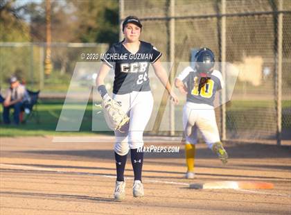 Thumbnail 2 in Turlock vs. Central Catholic photogallery.