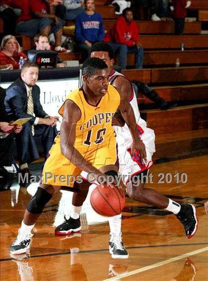 Thumbnail 2 in Lafayette vs. Cooper (Lloyd Memorial Tournament) photogallery.