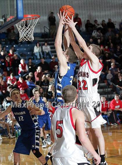 Thumbnail 3 in Nokomis vs. Newark (2011 Riverton Shootout) photogallery.