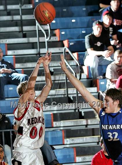 Thumbnail 3 in Nokomis vs. Newark (2011 Riverton Shootout) photogallery.