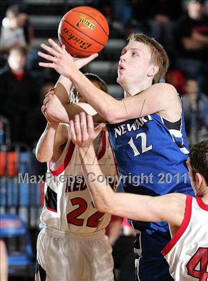 Thumbnail 1 in Nokomis vs. Newark (2011 Riverton Shootout) photogallery.