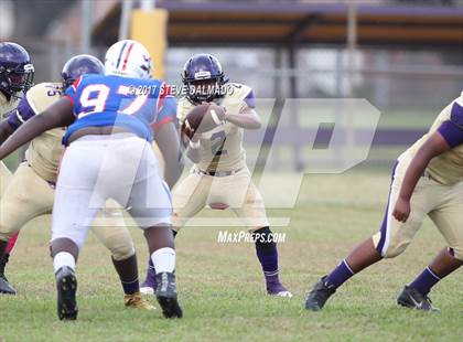 Thumbnail 3 in John Curtis Christian vs St Augustine photogallery.