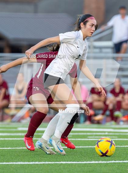 Thumbnail 2 in St. Michael vs. E.D. White(LHSAA DIVISION III Regional Playoff) photogallery.