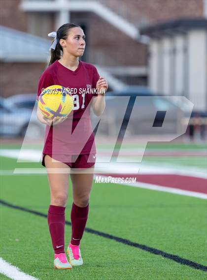 Thumbnail 3 in St. Michael vs. E.D. White(LHSAA DIVISION III Regional Playoff) photogallery.