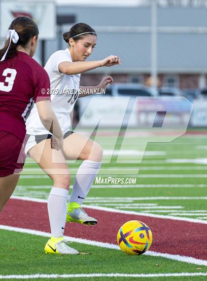Thumbnail 3 in St. Michael vs. E.D. White(LHSAA DIVISION III Regional Playoff) photogallery.