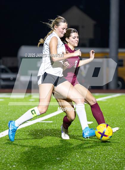 Thumbnail 3 in St. Michael vs. E.D. White(LHSAA DIVISION III Regional Playoff) photogallery.