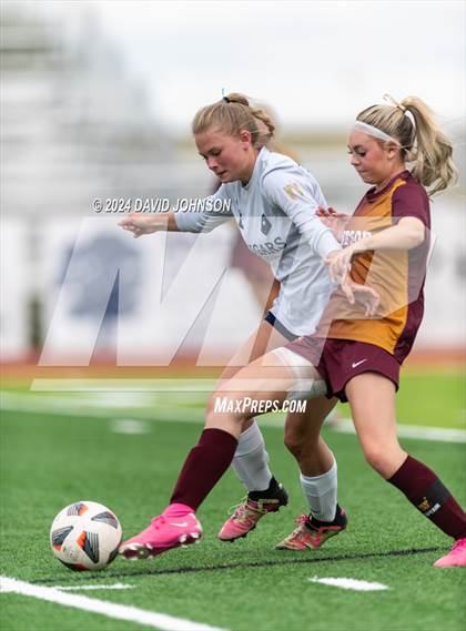 Thumbnail 2 in Evergreen @ Windsor (CHSAA 4A Round 2) photogallery.