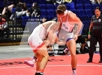 Thumbnail 2 in UIL State Championships - 6A 182lb Final photogallery.