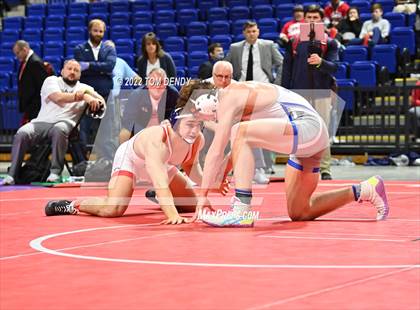 Thumbnail 3 in UIL State Championships - 6A 182lb Final photogallery.