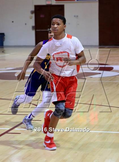 Thumbnail 3 in St. Augustine vs Riverside Academy photogallery.