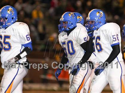 Thumbnail 2 in Lincolnton vs. Carver (NCHSAA 2A Semifinal) photogallery.