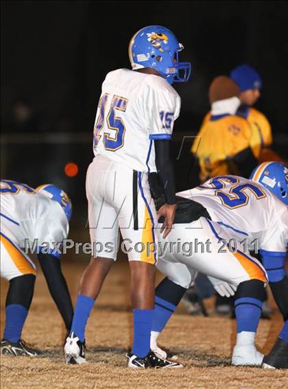 Thumbnail 3 in Lincolnton vs. Carver (NCHSAA 2A Semifinal) photogallery.