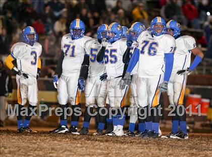Thumbnail 2 in Lincolnton vs. Carver (NCHSAA 2A Semifinal) photogallery.