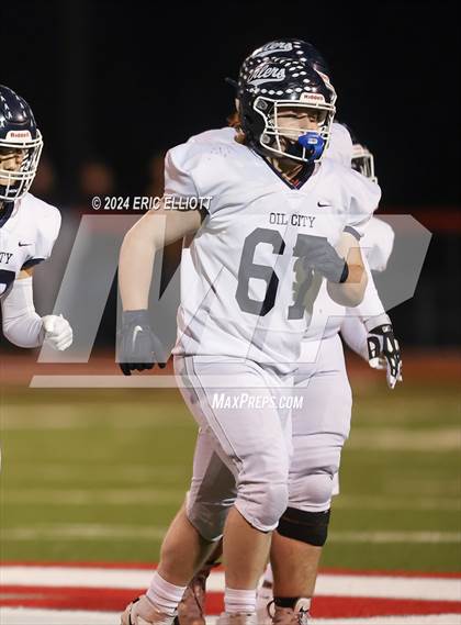 Thumbnail 3 in Oil City vs Meadville (PIAA D10 4A Semifinal) photogallery.