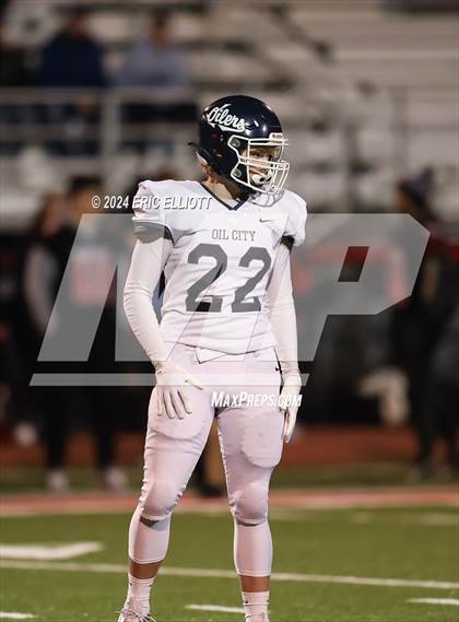 Thumbnail 3 in Oil City vs Meadville (PIAA D10 4A Semifinal) photogallery.