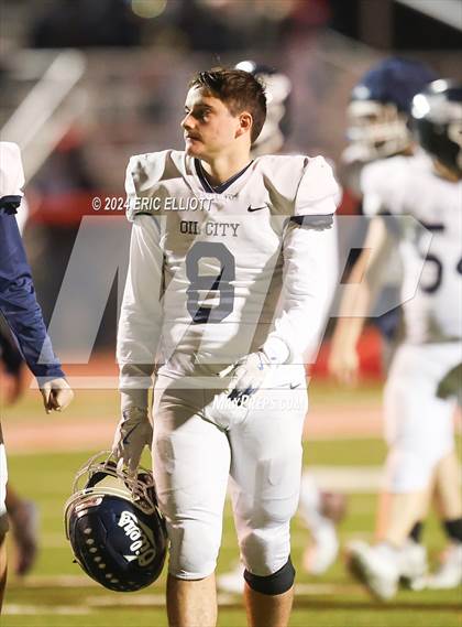 Thumbnail 1 in Oil City vs Meadville (PIAA D10 4A Semifinal) photogallery.