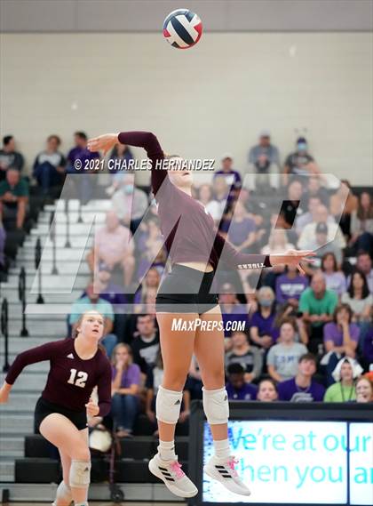 Thumbnail 2 in A&M Consolidated @ College Station photogallery.