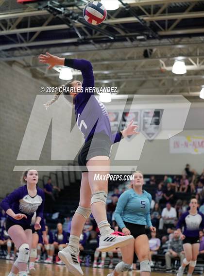 Thumbnail 3 in A&M Consolidated @ College Station photogallery.