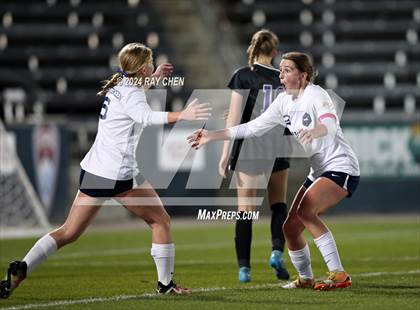 Thumbnail 2 in Lutheran vs. Evergreen (CHSAA 4A Championship) photogallery.