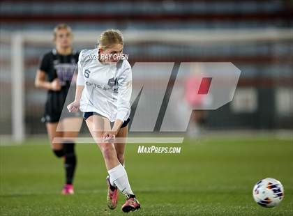 Thumbnail 1 in Lutheran vs. Evergreen (CHSAA 4A Championship) photogallery.