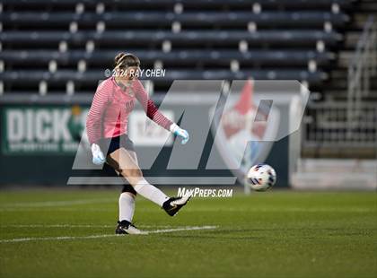 Thumbnail 3 in Lutheran vs. Evergreen (CHSAA 4A Championship) photogallery.
