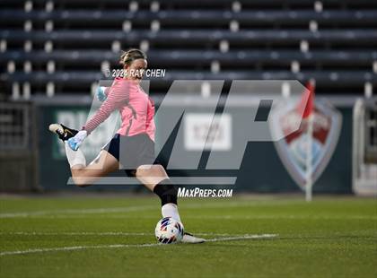Thumbnail 2 in Lutheran vs. Evergreen (CHSAA 4A Championship) photogallery.