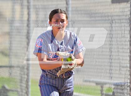 Thumbnail 3 in Clairemont @ Grossmont photogallery.