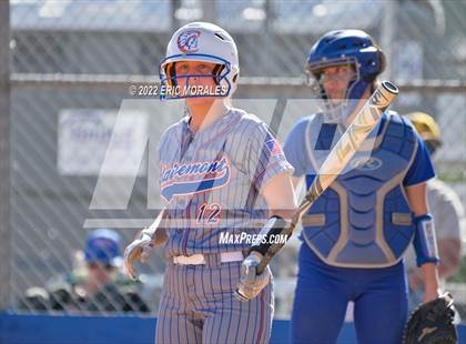 Thumbnail 1 in Clairemont @ Grossmont photogallery.
