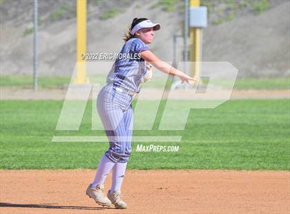 Thumbnail 1 in Clairemont @ Grossmont photogallery.