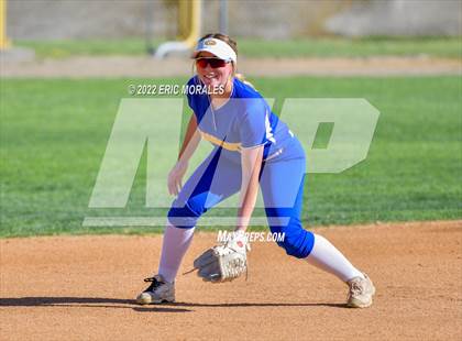 Thumbnail 2 in Clairemont @ Grossmont photogallery.