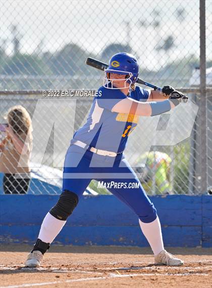 Thumbnail 1 in Clairemont @ Grossmont photogallery.