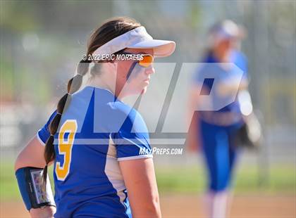 Thumbnail 3 in Clairemont @ Grossmont photogallery.