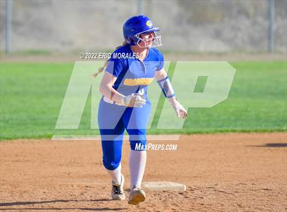 Thumbnail 1 in Clairemont @ Grossmont photogallery.