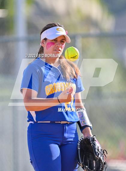 Thumbnail 3 in Clairemont @ Grossmont photogallery.