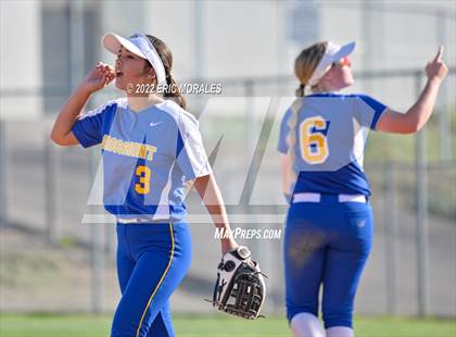 Thumbnail 3 in Clairemont @ Grossmont photogallery.