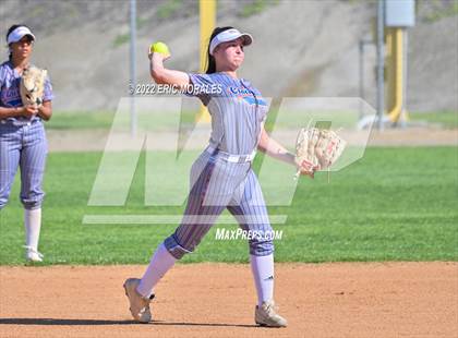 Thumbnail 3 in Clairemont @ Grossmont photogallery.