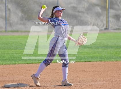 Thumbnail 3 in Clairemont @ Grossmont photogallery.
