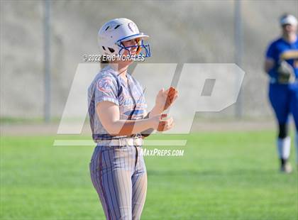 Thumbnail 2 in Clairemont @ Grossmont photogallery.