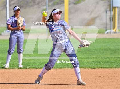 Thumbnail 2 in Clairemont @ Grossmont photogallery.